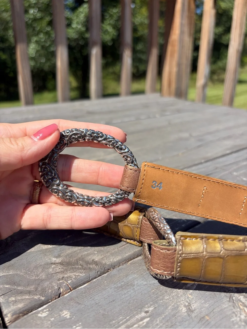 Vintage Brighton CHER B6019S Croc Embossed Stretch Belt Platinum Size 34